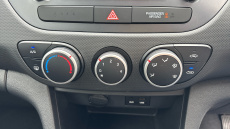 Hyundai i10 1.0 SE 5dr Petrol Hatchback